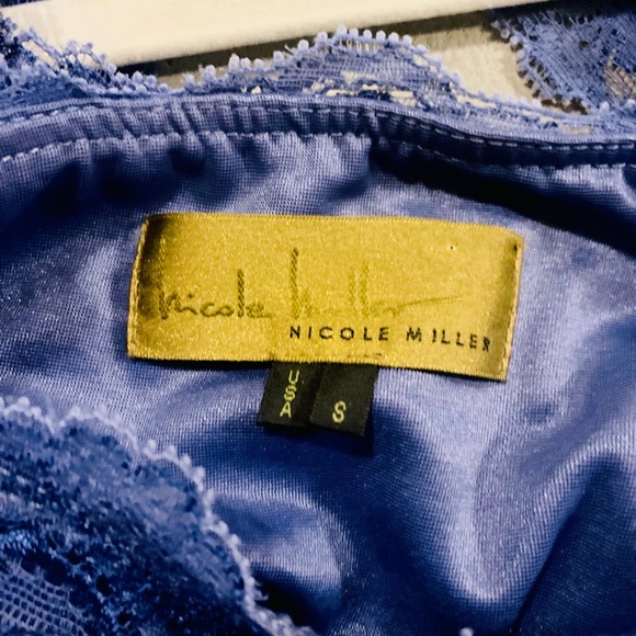 Nicole Miller Eva Open Back Lace Cocktail Dress - Picture 5 of 7